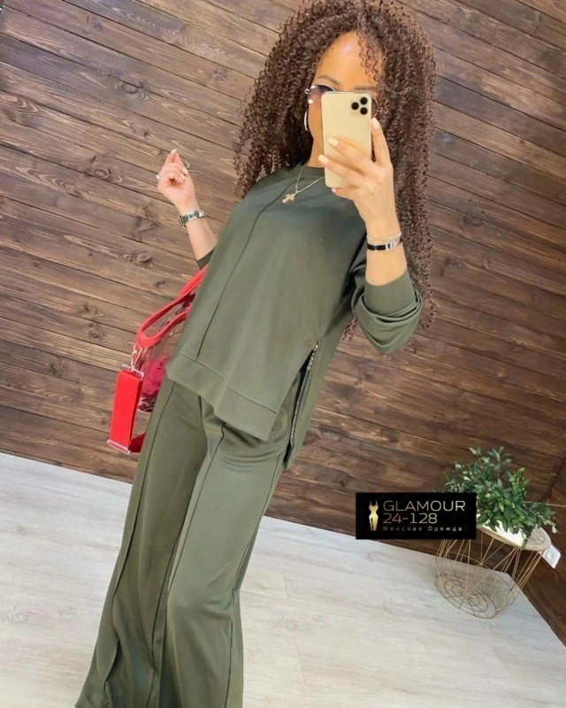 Спортивный костюм 23058311