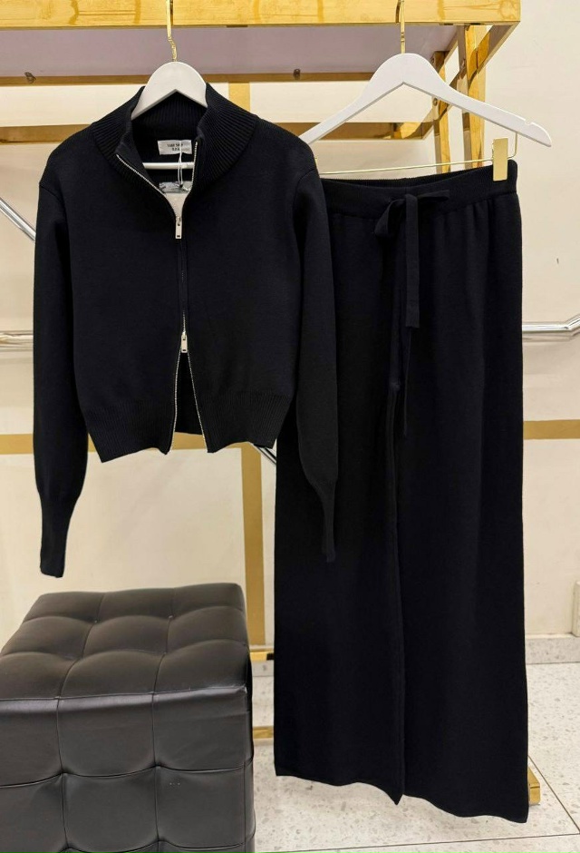 Спортивный костюм 23058523