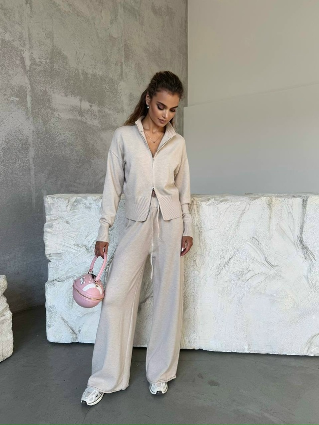 Костюм 23058328