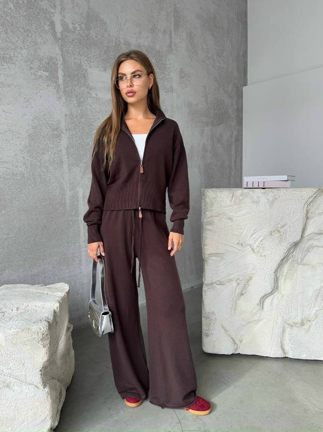 Костюм 23058331