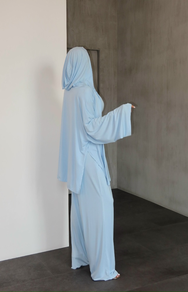 Костюм 23061175