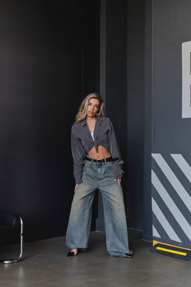 Джинсы 23061170