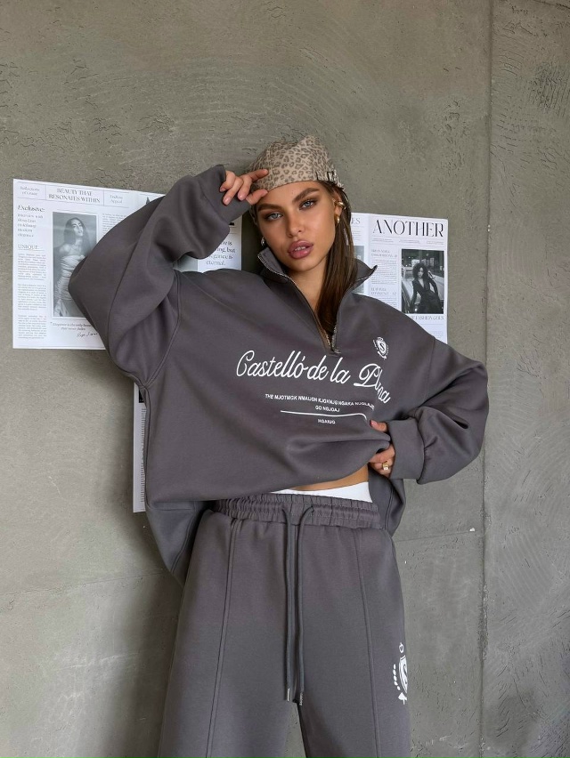 Спортивный костюм 23060847