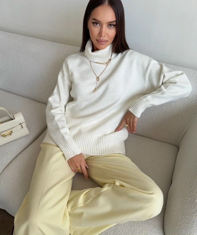 Свитер 23072723