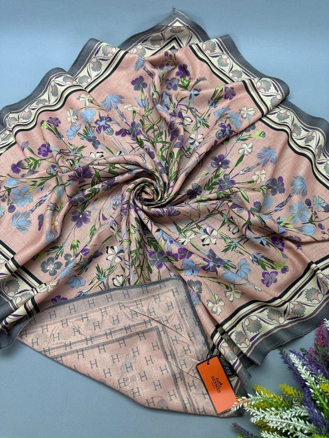 Платок 23075798