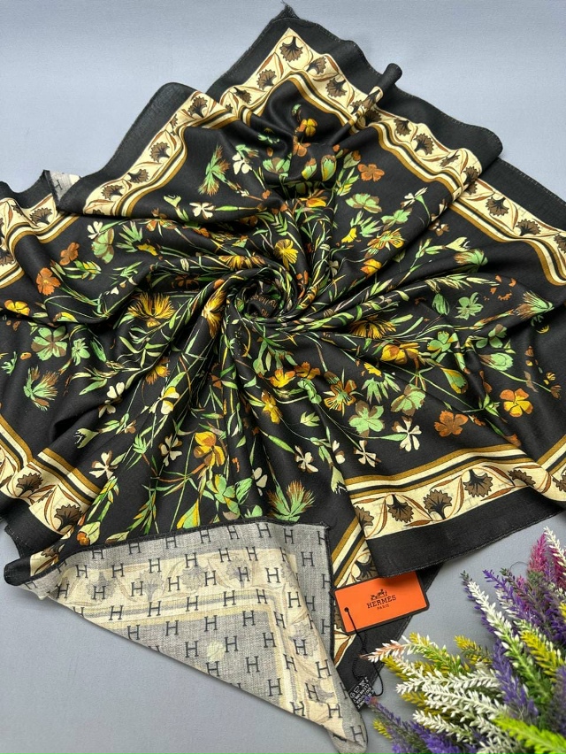 Платок 23075798