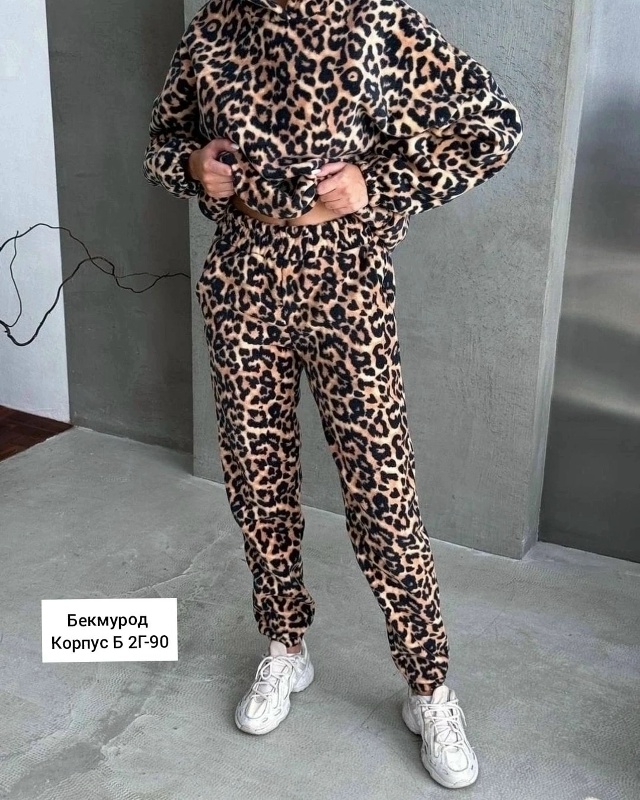 Спортивный костюм 23078748