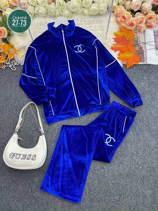 Спортивный костюм 23080416