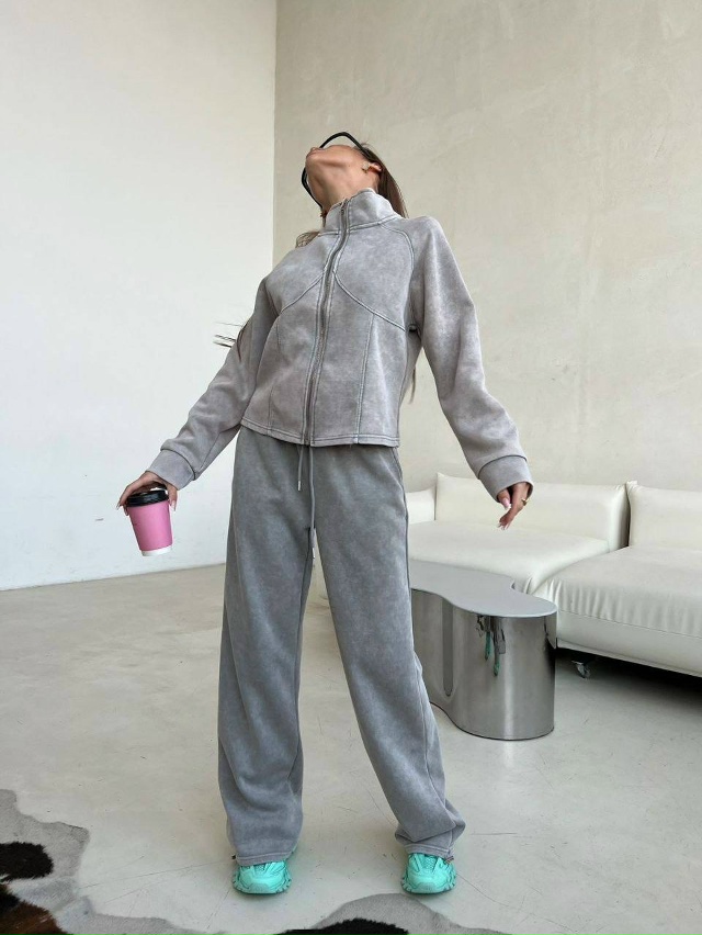 Спортивный костюм 23081315