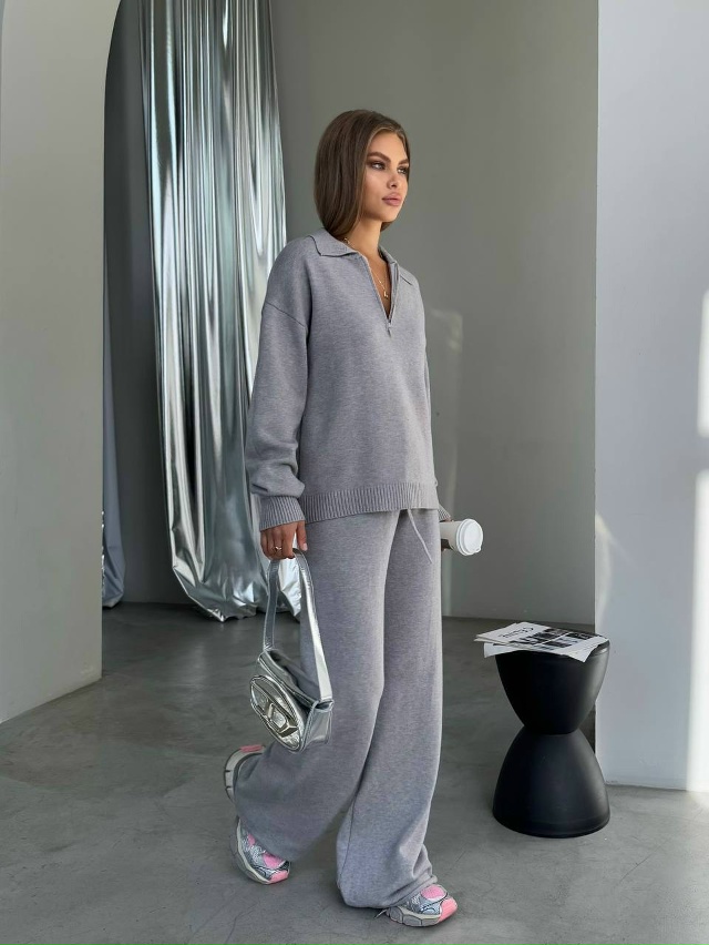 Костюм 23083396