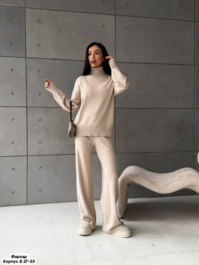 Костюм 23087059