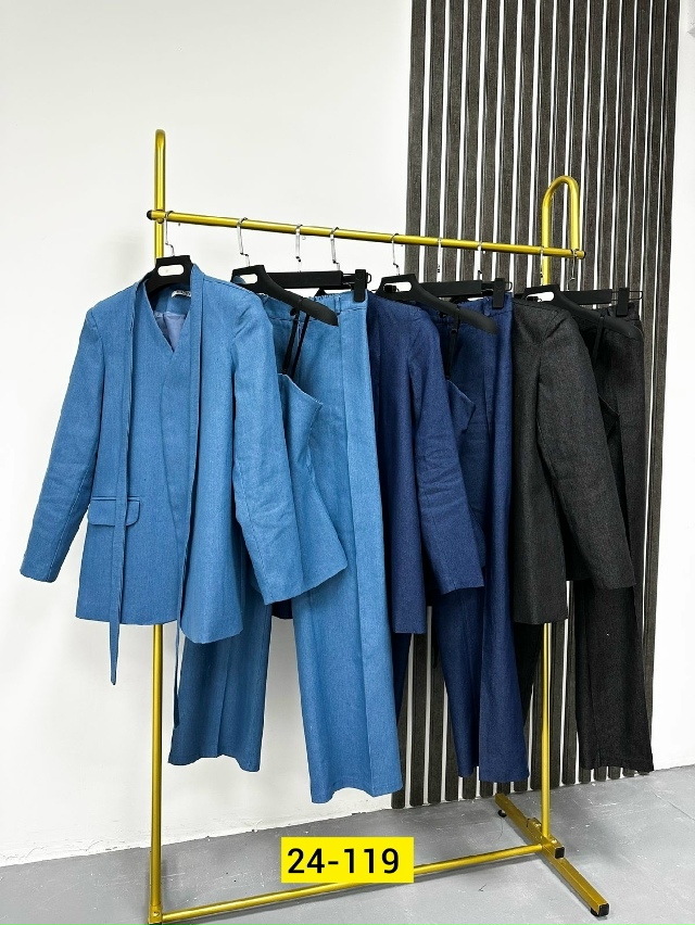 Костюм 23092937