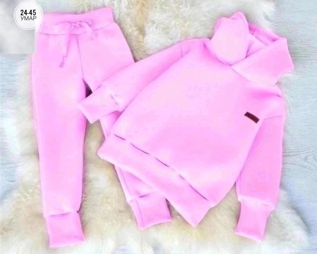 Спортивный костюм 23093507