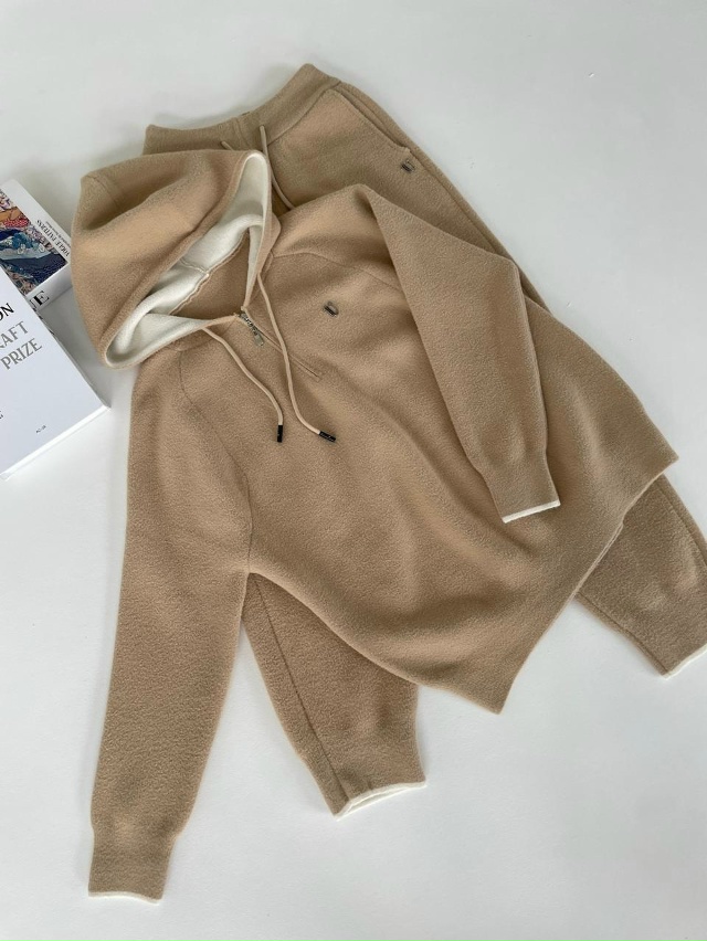 Костюм 23096420