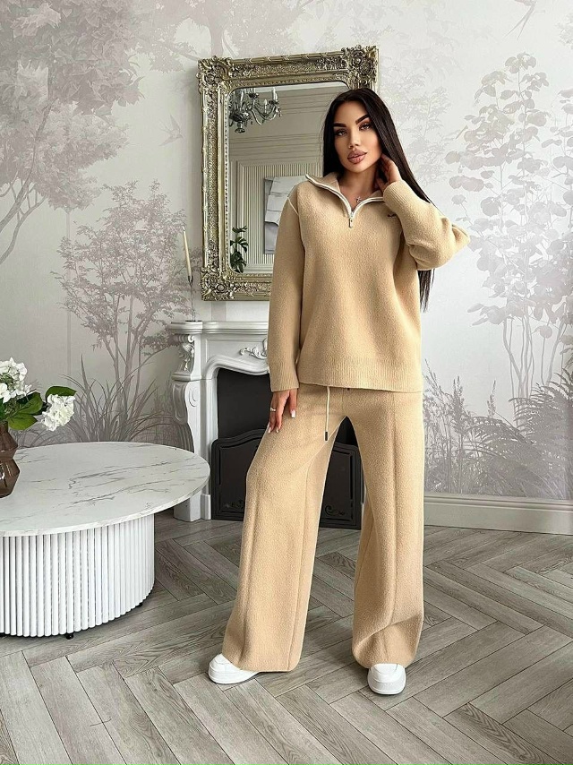 Костюм 23096418