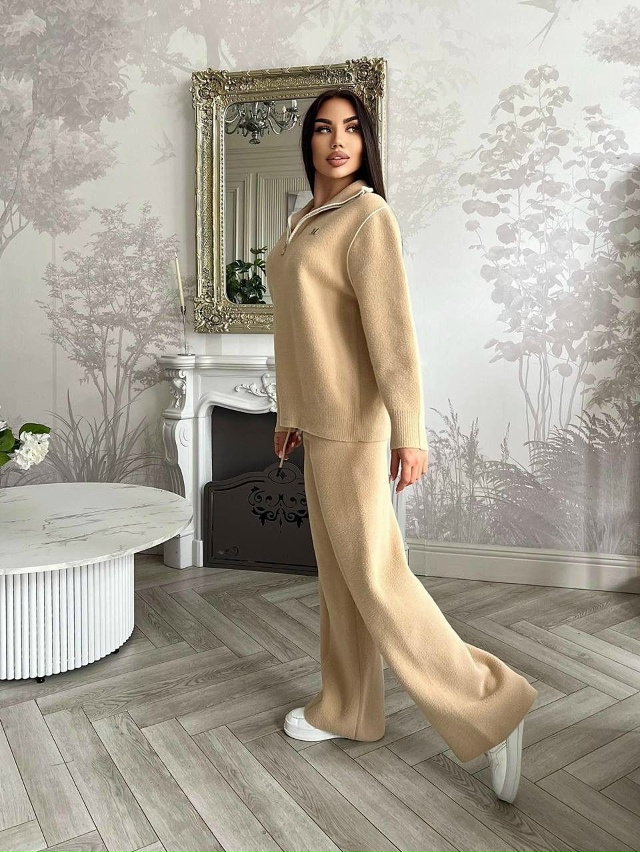 Костюм 23096418