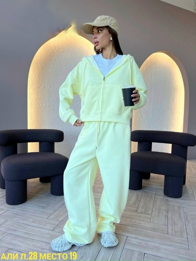 Костюм 23100403