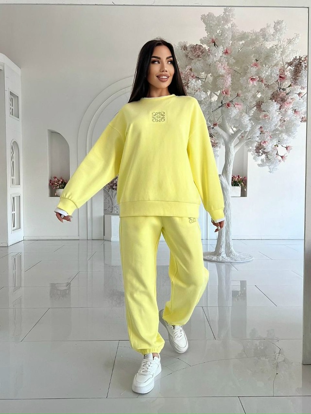 Спортивный костюм 23099833