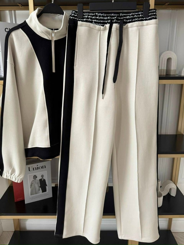 Спортивный костюм 23099843