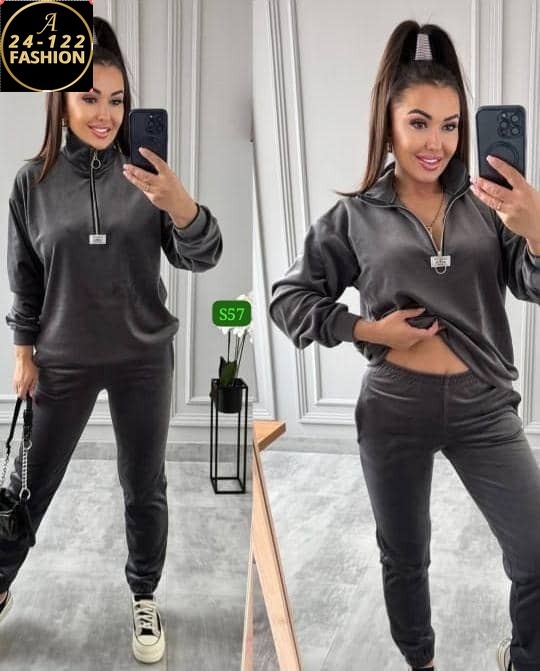 Костюм 23100084