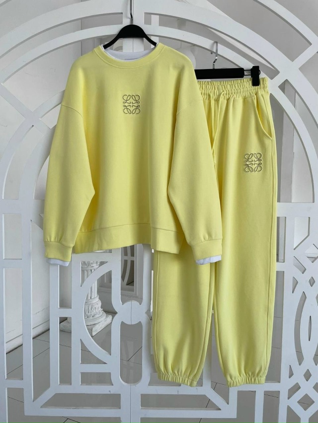 Спортивный костюм 23099833