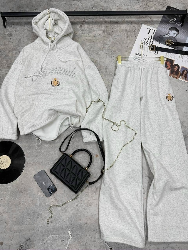 Спортивный костюм 23101378