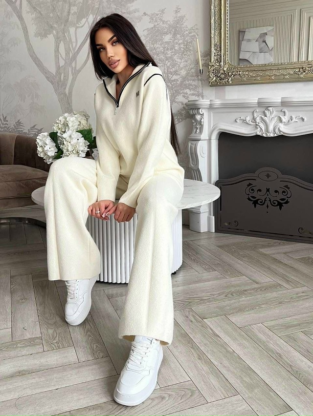 Костюм 23108235