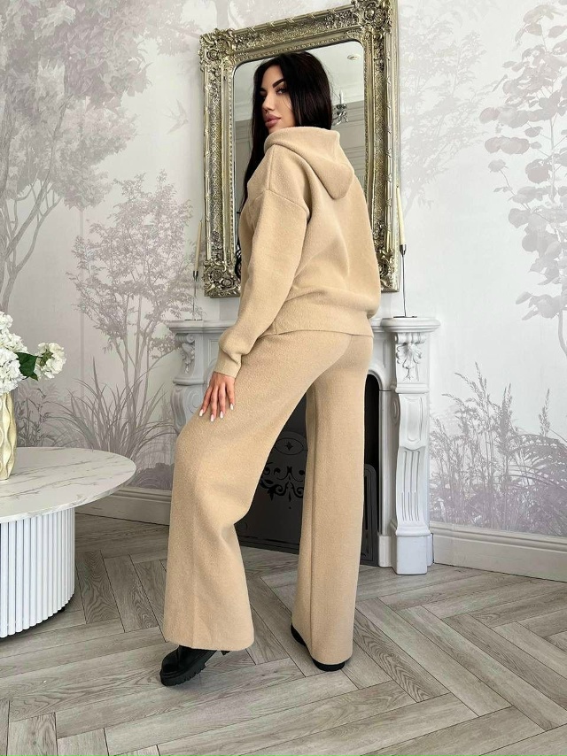 Костюм 23108234