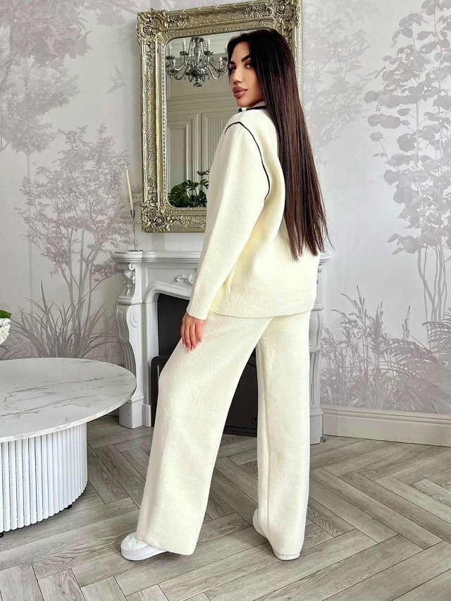 Костюм 23108235