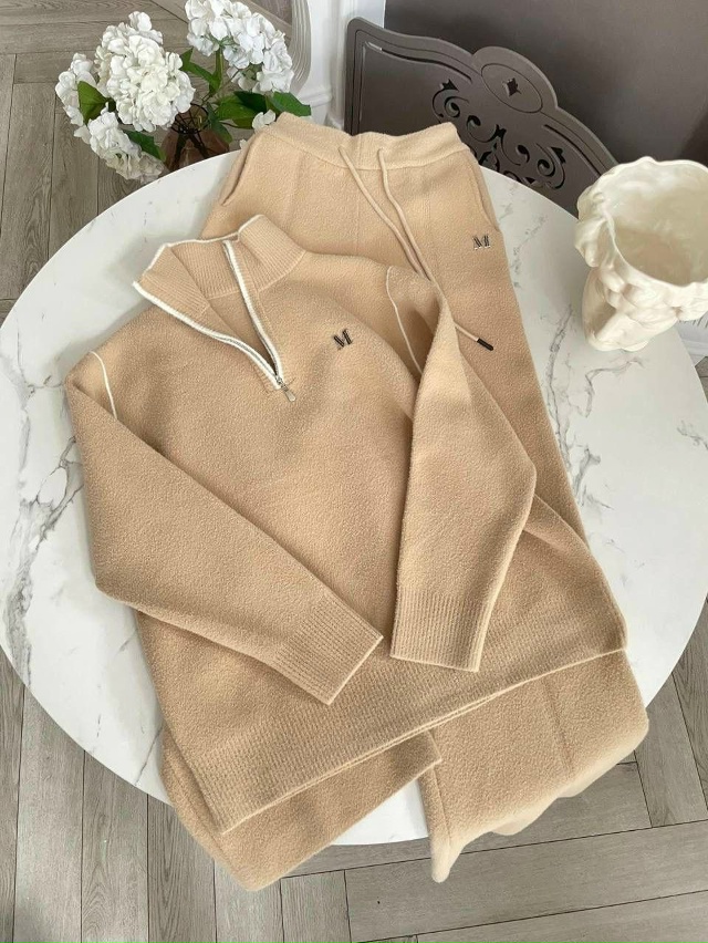 Костюм 23108235