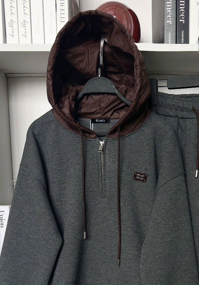 Спортивный костюм 23110617