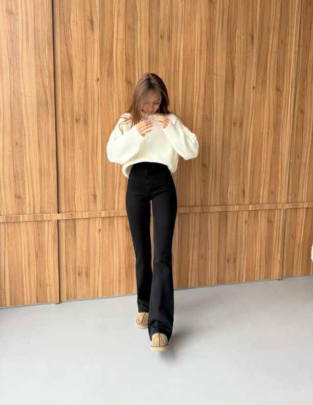 Джинсы 23112803