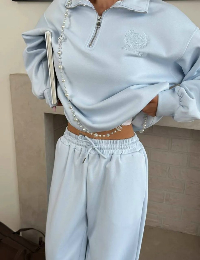 Костюм 23112336