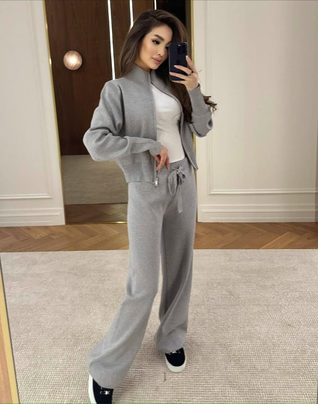 Костюм 23113327