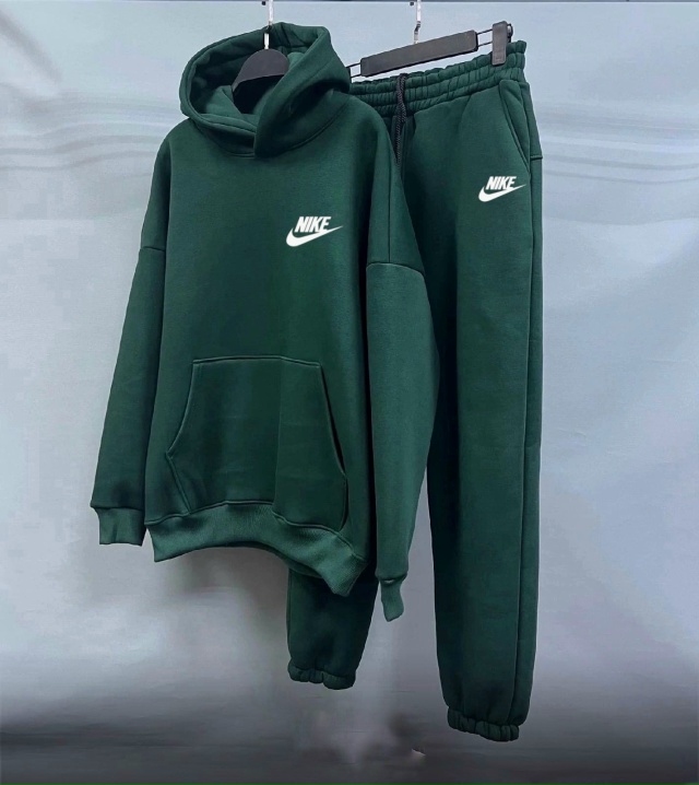 Спортивный костюм 23115725