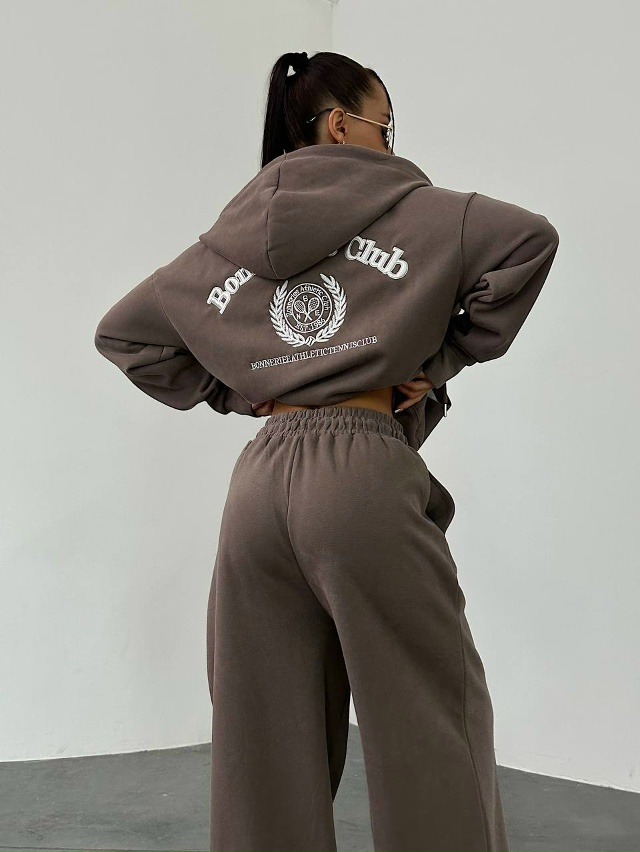 Спортивный костюм 23114619