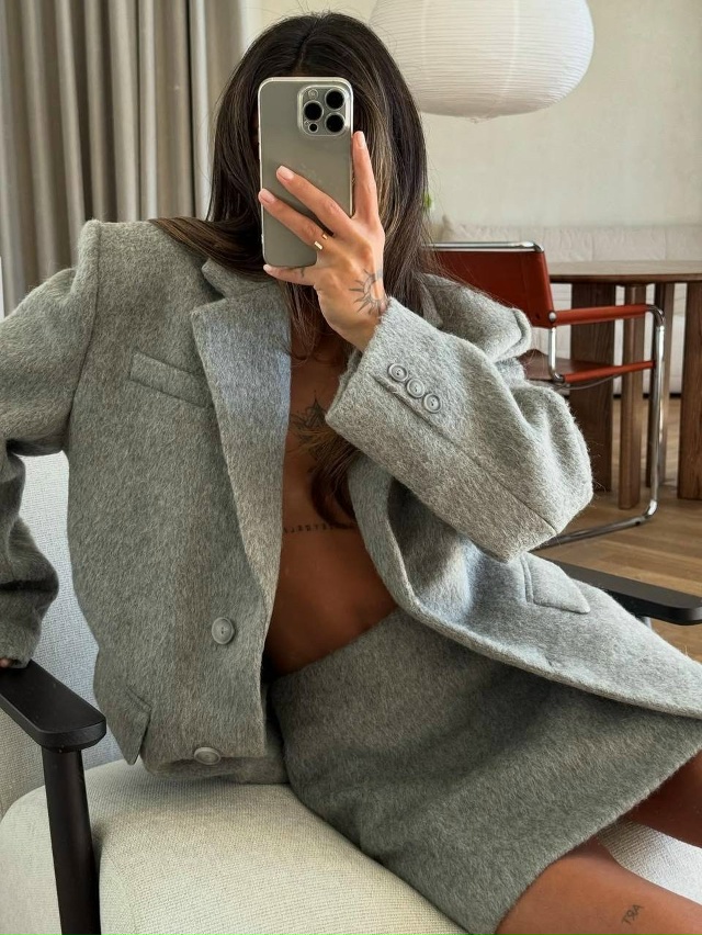 Костюм 23115349