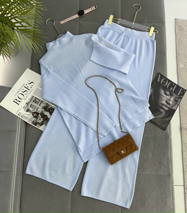 Костюм 23117179