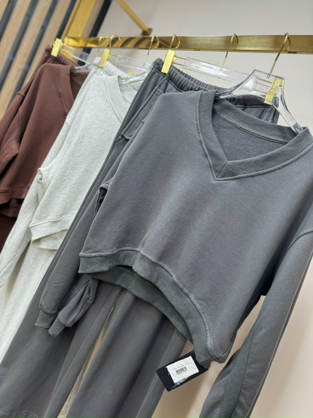 Костюм 23118886