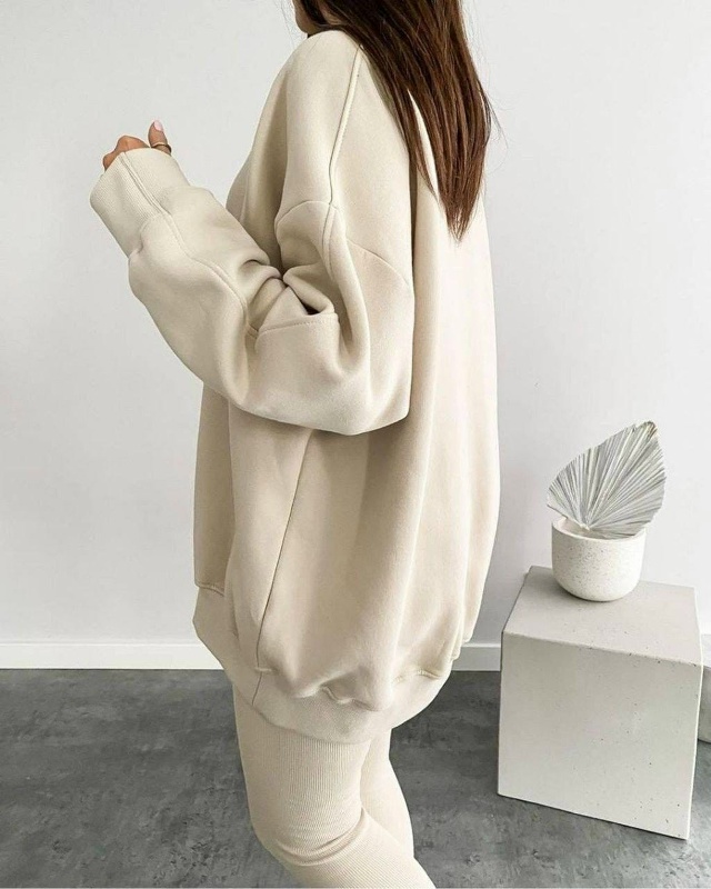 Спортивный костюм 23119338