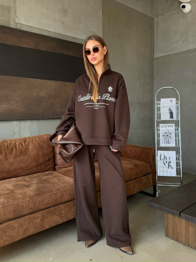 Спортивный костюм 23120956