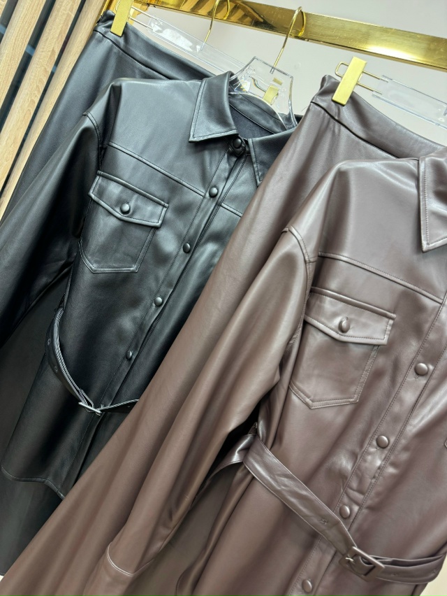 Костюм 23121027