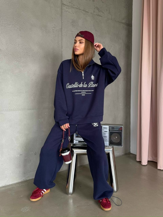 Спортивный костюм 23120957