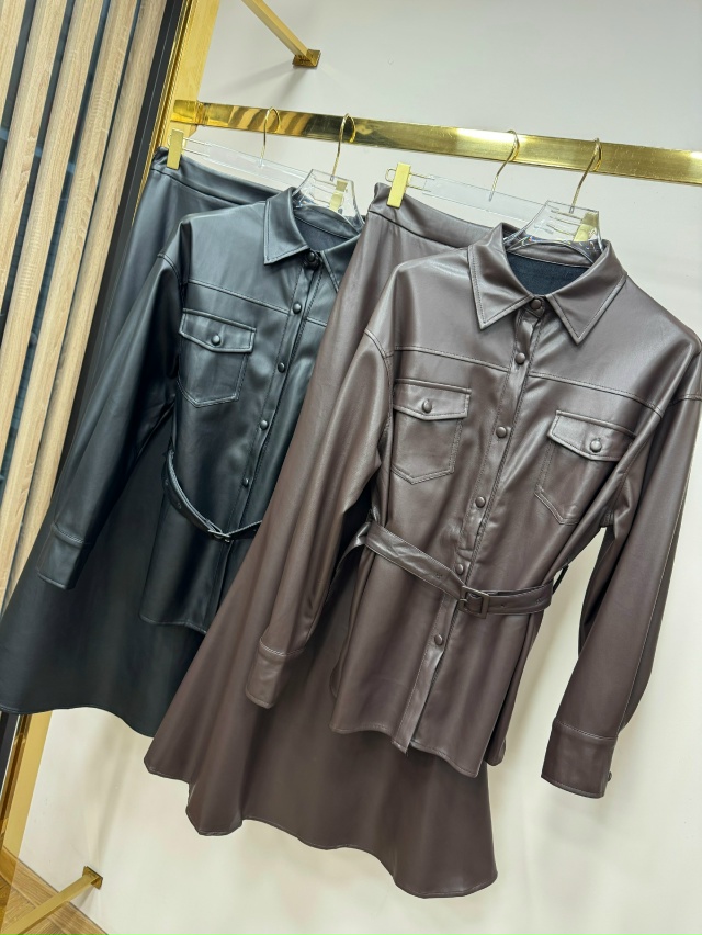 Костюм 23121027