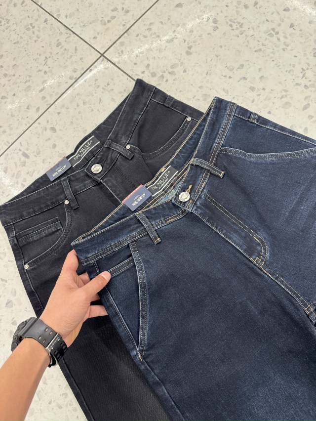 Джинсы 23121911