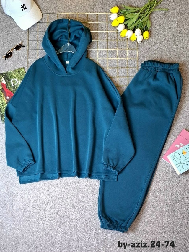 Спортивный костюм 23125326