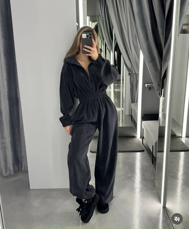 Спортивный костюм 23126832