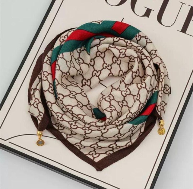 Платок 23126822