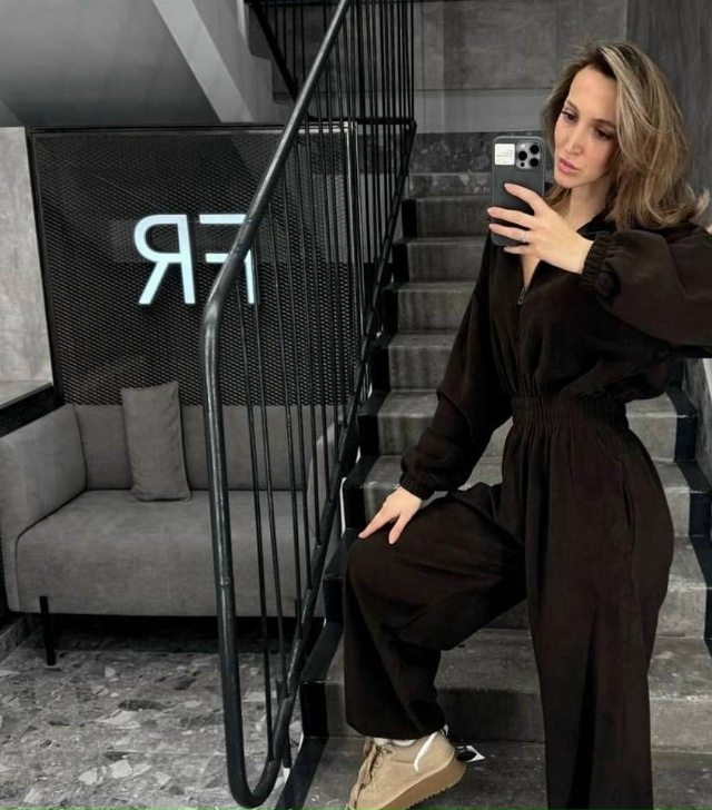 Спортивный костюм 23126832