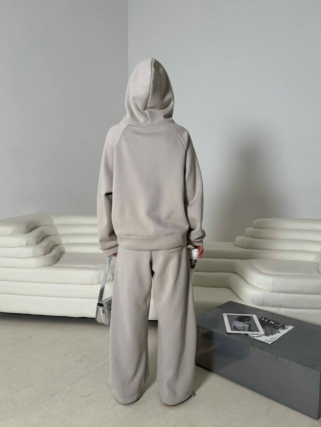 Спортивный костюм 23127764